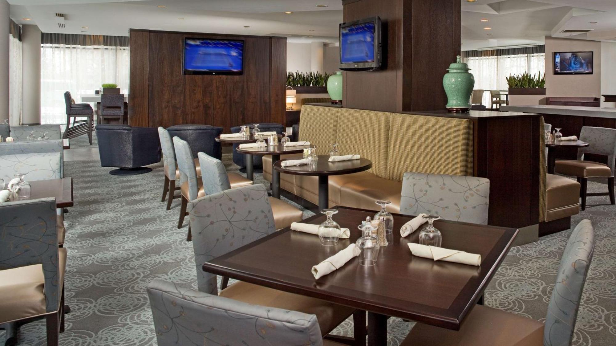 Doubletree By Hilton Chicago Schaumburg Hotel Buitenkant foto