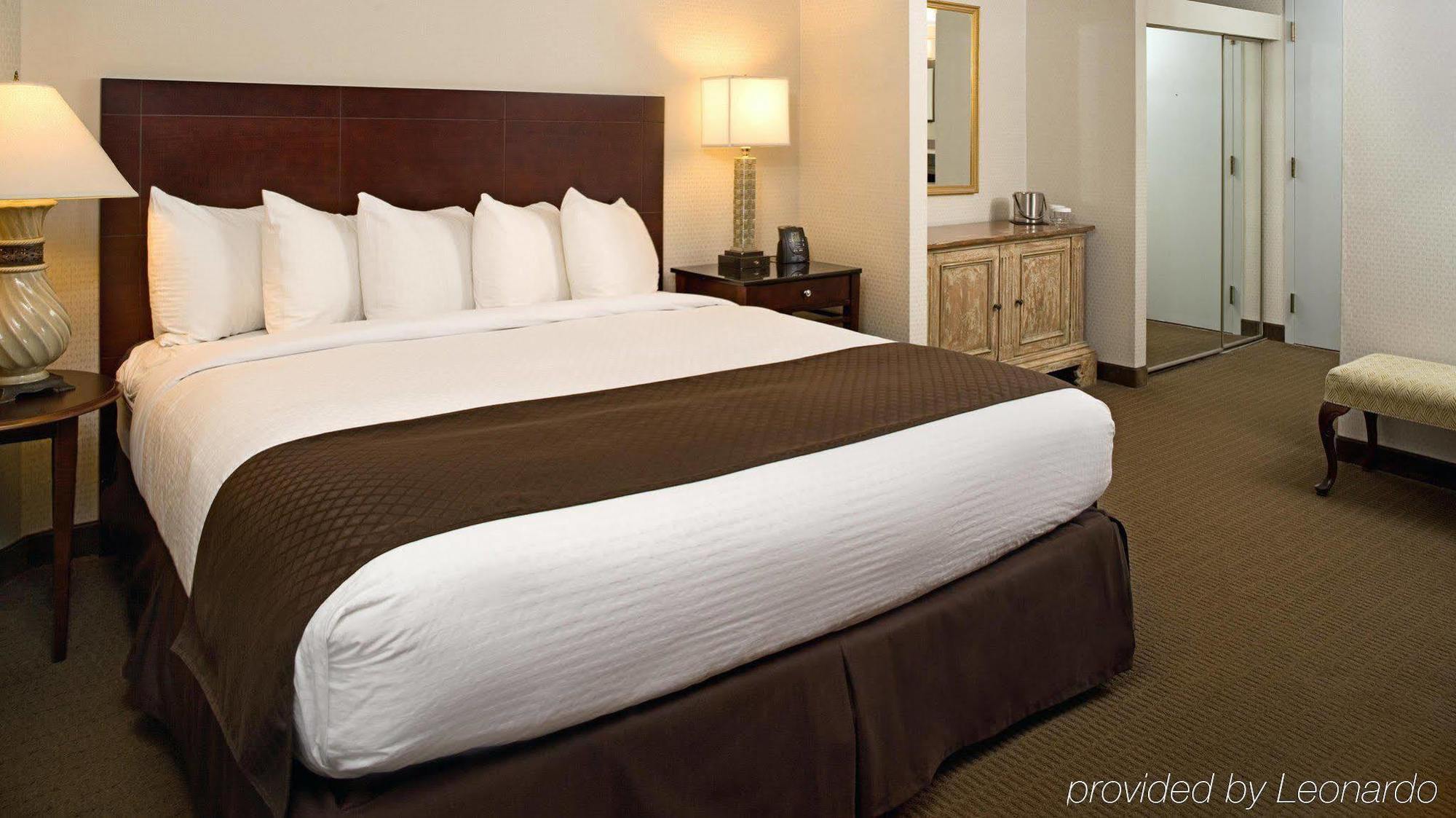 Doubletree By Hilton Chicago Schaumburg Hotel Buitenkant foto